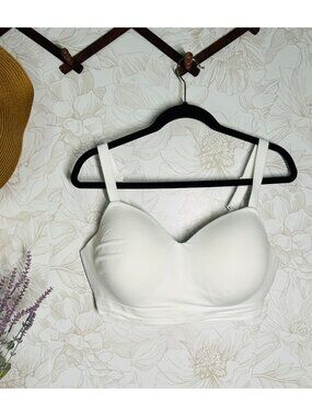 Truekind Womens White Wireless Comfort Bra 2XL Adjustable Straps Lightly Padded